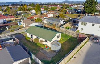 1B Isobel Street, Fairy Springs