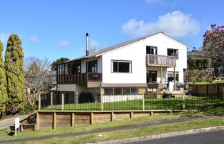15 Colquhoun Place, Dinsdale