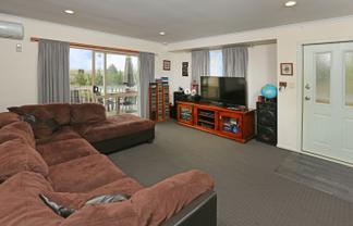 49A Forest Hill Road, Henderson