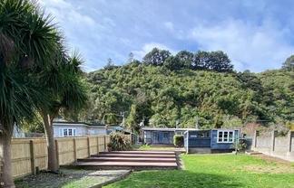 172 Main Road South, Raumati South