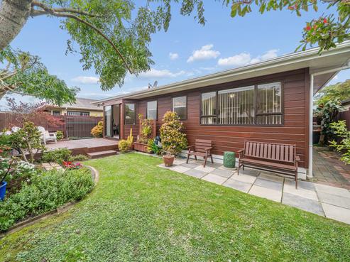 50B Athlone Crescent, Avalon