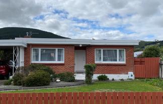 44 Beauchamp Street, Tawa
