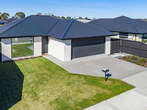 30 Croydon Street, Woodend