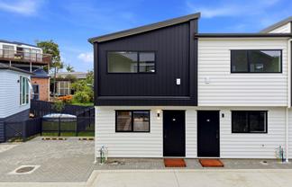 2/14B Porter Avenue, Te Atatu South