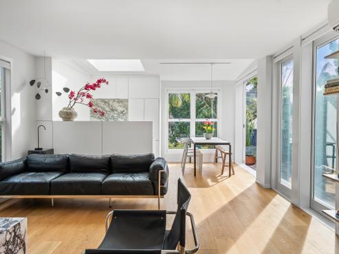 63 Third Avenue, Kingsland