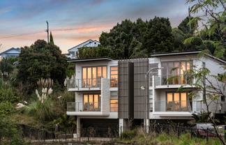 8C Huka Road, Birkenhead