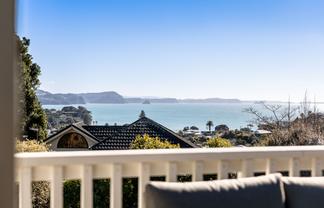 218 Whangaparaoa Road, Red Beach
