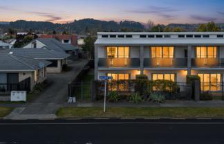 2G Lytton Street, Victoria