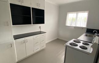 2/229 Featherston Street, Palmerston North