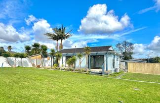 1 Lansdown Place, Papakura