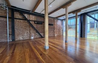 Downtown Retail / Showroom | 165m2