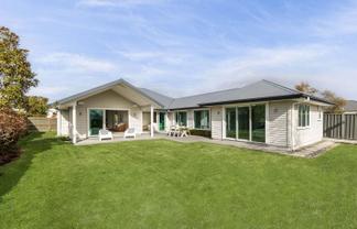 Hawkes Bay - Address withheld