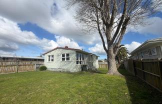 76 Cambridge Terrace, Papatoetoe