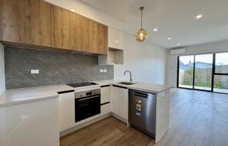 2/265 Great South Road , Manurewa
