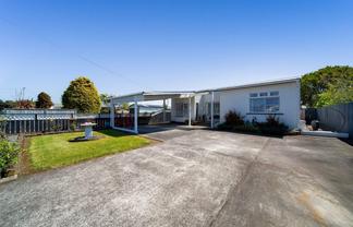 15 Disraeli Street, Hawera
