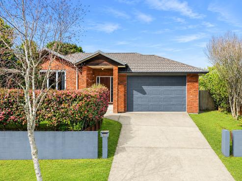 31 Saint James Drive, Huntington
