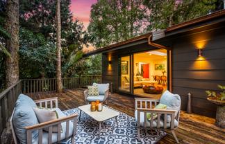 203 Scenic Drive, Titirangi