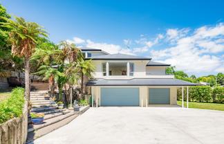 206 Matai Rd, Raumati Beach