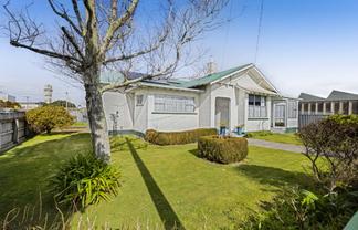 17 Grey Street, Hawera