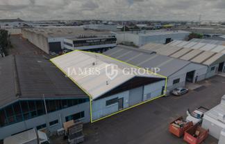 CLEAR-SPAN WAREHOUSE ON NEILSON STREET