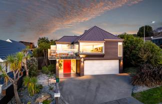 9 Assisi Street, Mount Pleasant