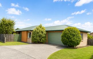22d Dickens Street, Owhata