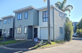 34 Saintly Lane, Avondale