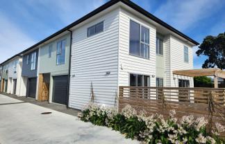 3/12 Mana Avenue, Titahi Bay