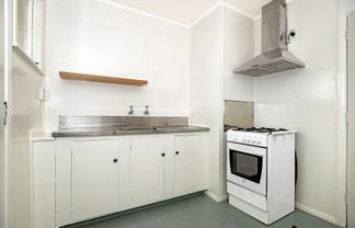 26,28,30 Cavendish Crescent, Outer Kaiti