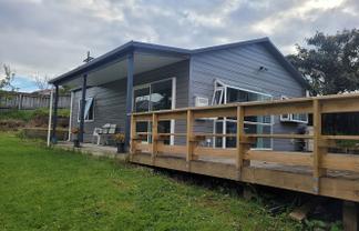 5 Rickards Place, New Lynn