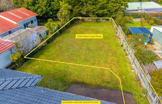 526A West Coast Road, Oratia