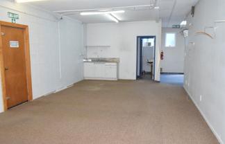 Your Hybrid Space Ideal For Showroom