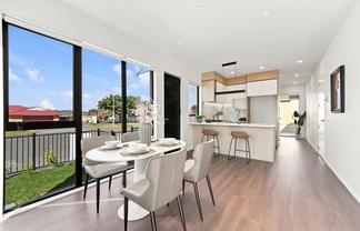 2/31 Booralee Avenue, Botany Downs
