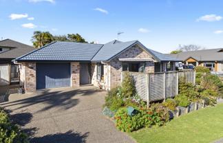 16 Max Short Drive, Pukekohe