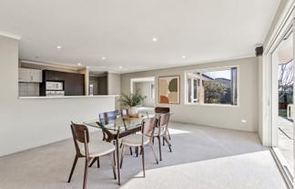 6 Ruth Taylor Avenue, Stoke
