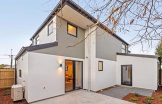 35E Wrights Road, Addington