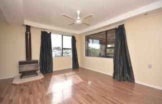 1/1 Rebecca Rise, Weymouth
