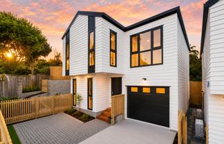 Lot 4/6 Thalia Place, Totara Vale