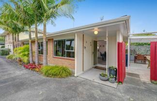 42B Manly Park Avenue, Manly
