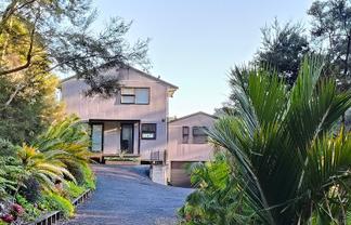 330 Paremoremo Road, Paremoremo
