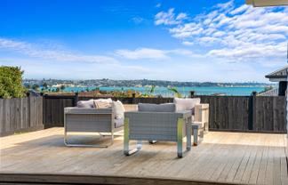 61 Eighth View Ave, Beachlands