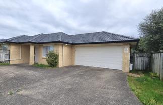 23 Trovare Place, Golflands