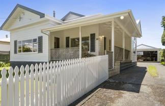 32 Victoria Avenue, Dannevirke