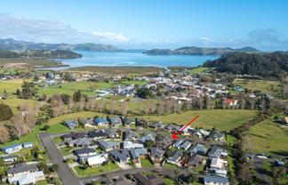 136 Golden Shore Place, Coromandel