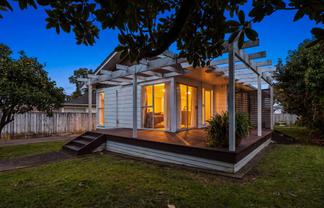 22 Rowandale Avenue, Manurewa