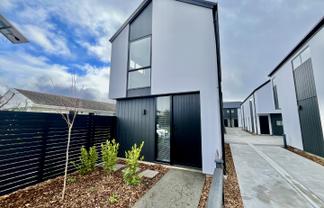 1/49 Laurence Street, Waltham