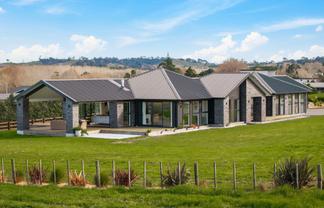 1 Runway Rise, Dairy Flat