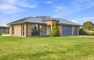 9 Clifford Place, Amberley