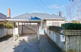 32 Foch Ave, Mount Roskill