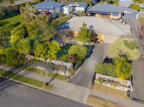 5 Hodgson Place, Atawhai